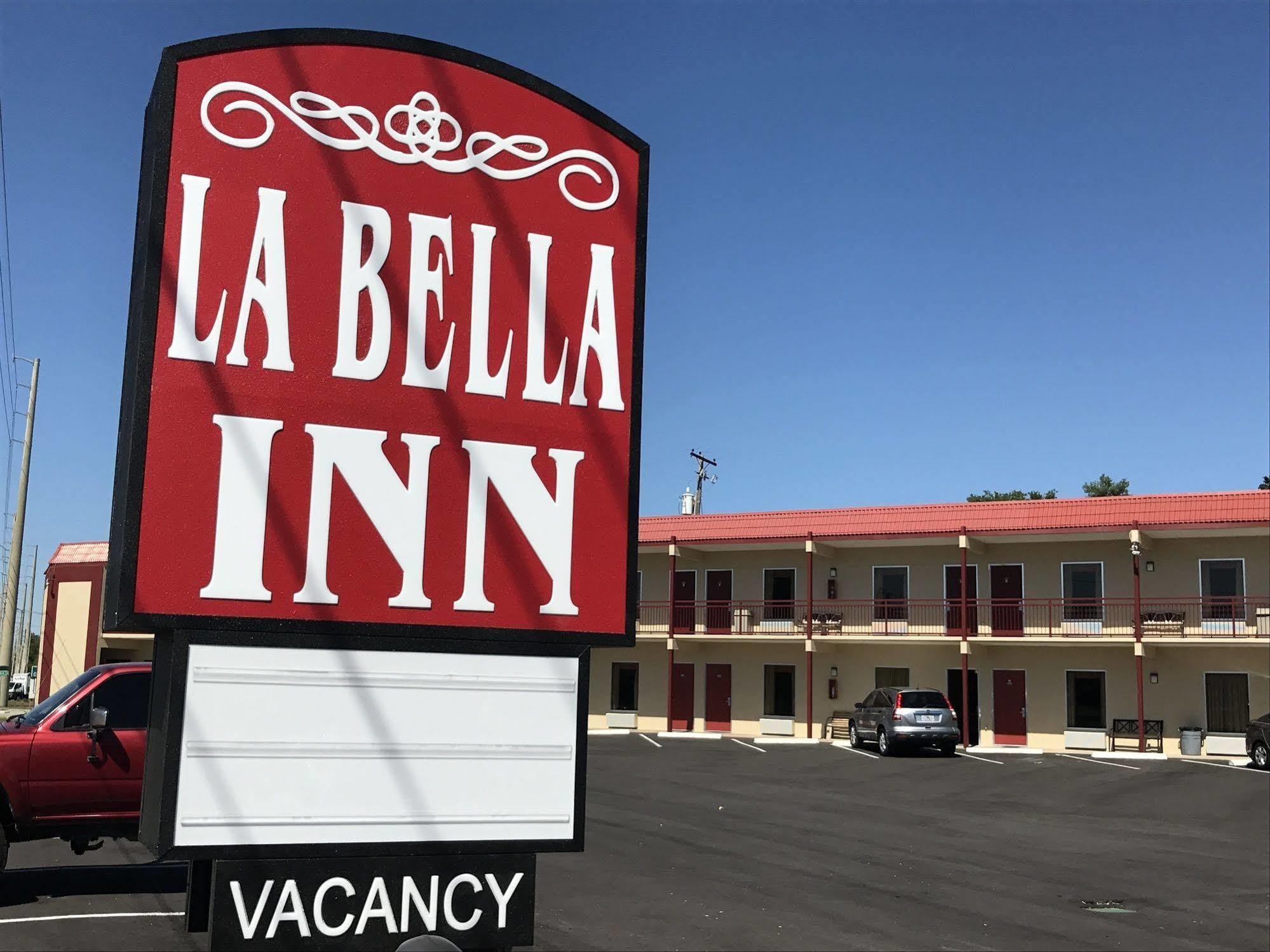 La Bella Inn Tavares Bagian luar foto